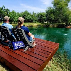 A Little Piece of Country Cabin - Pond • Firepit • Outdoor Games • Peaceful Escape